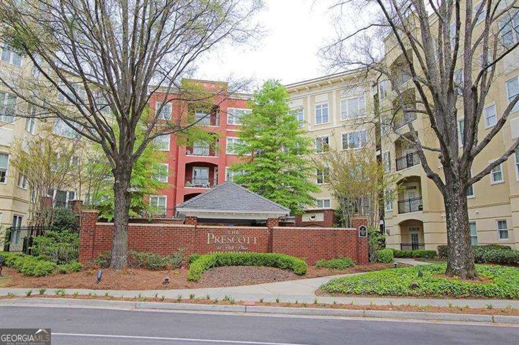 Photo of 11 PERIMETER Center E #1303, Dunwoody, GA 30346 (MLS # 10631325)