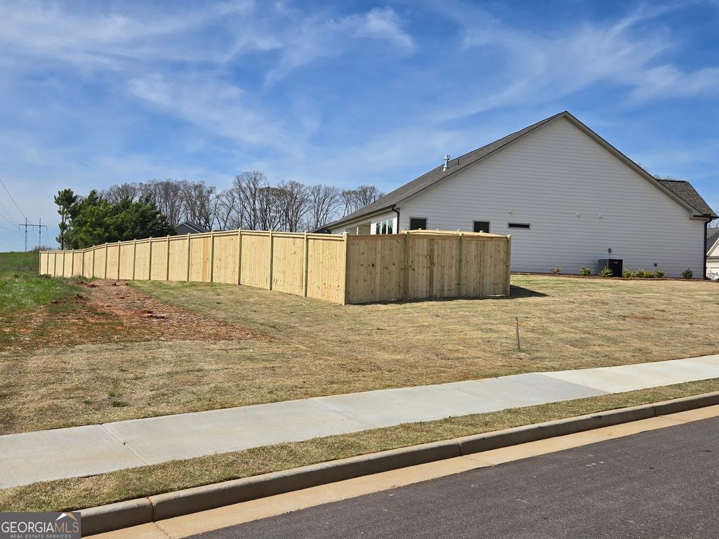 listing image 85