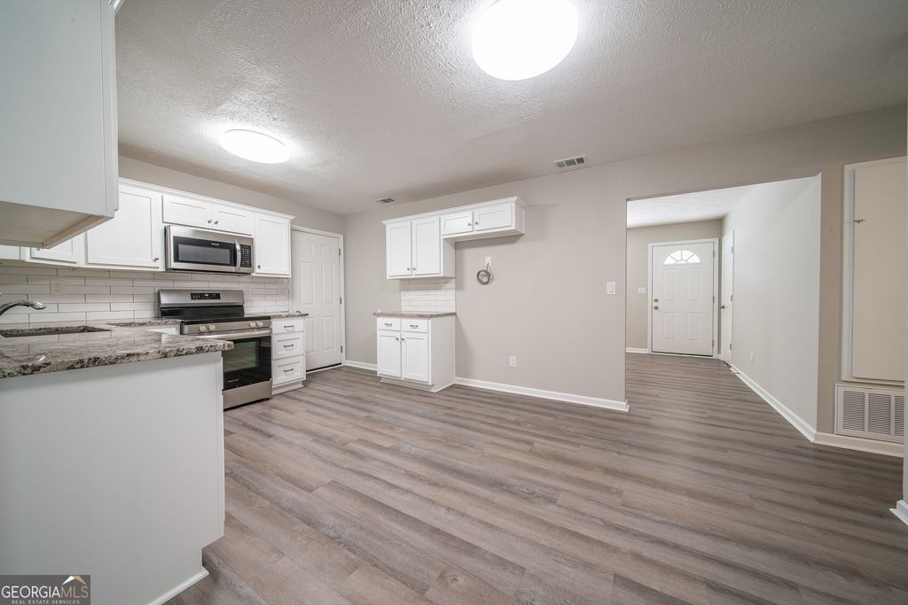 Photo of 6040 Luna Drive, Columbus, GA 31907 (MLS # 10756091)