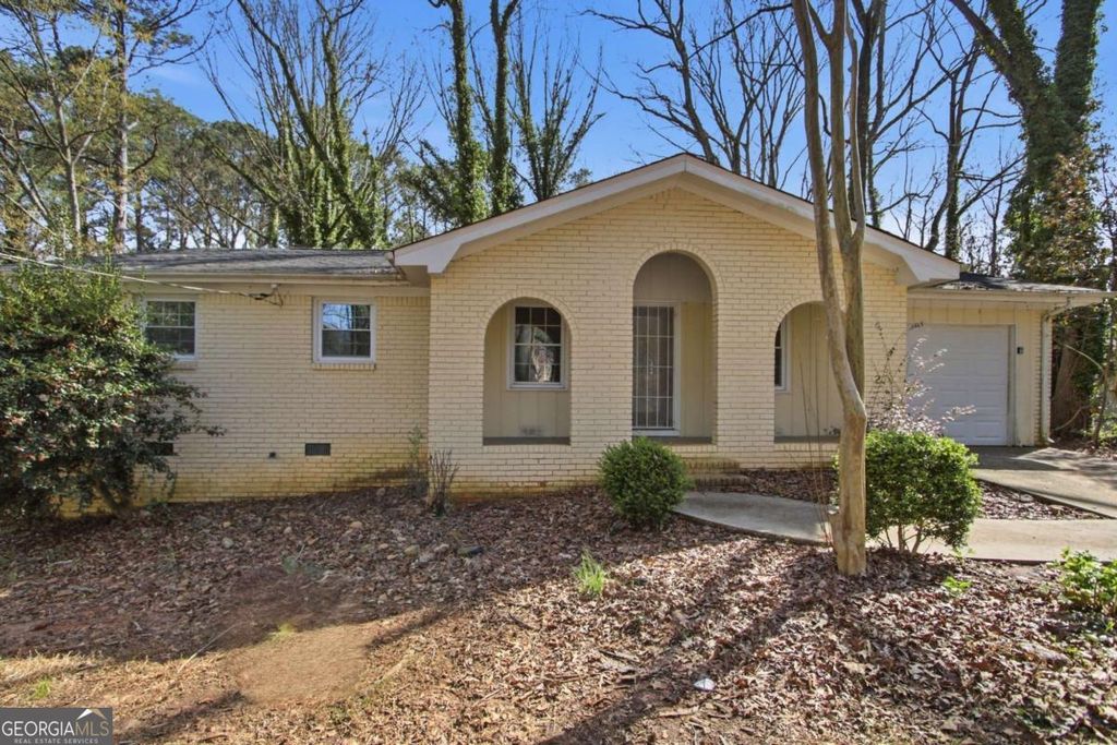 Photo of 595 Sheppard Road, Stone Mountain, GA 30083 (MLS # 10710286)