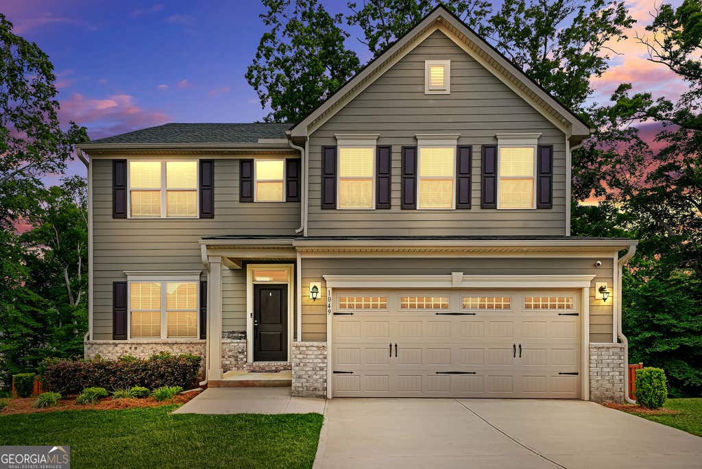 Photo of 1049 Climbing Rose Way, McDonough, GA 30253 (MLS # 10832833)