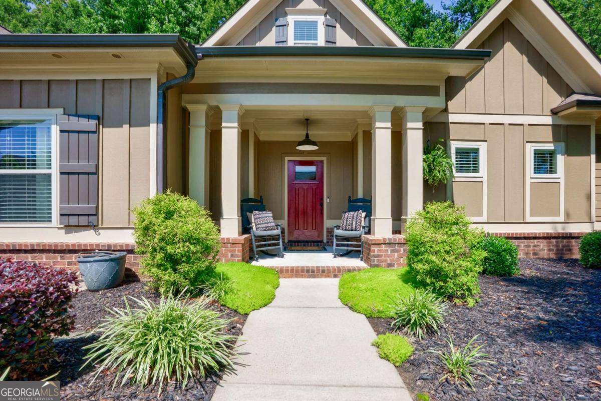 1640 Madison CT