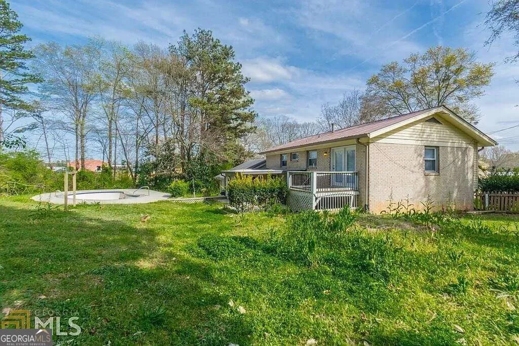 537 Reba Road
