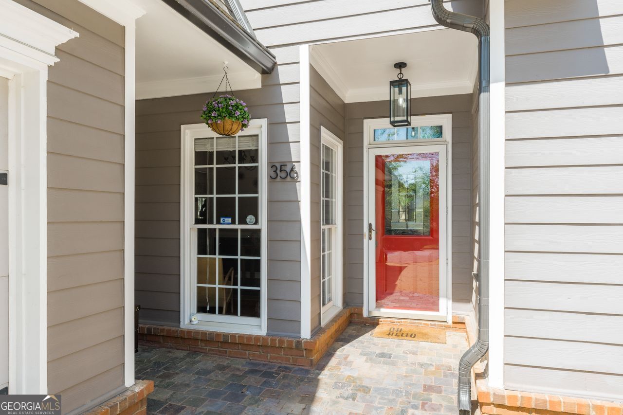 356 IVY GLEN CIR