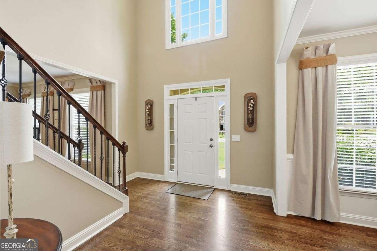 515 Lakewood CT
