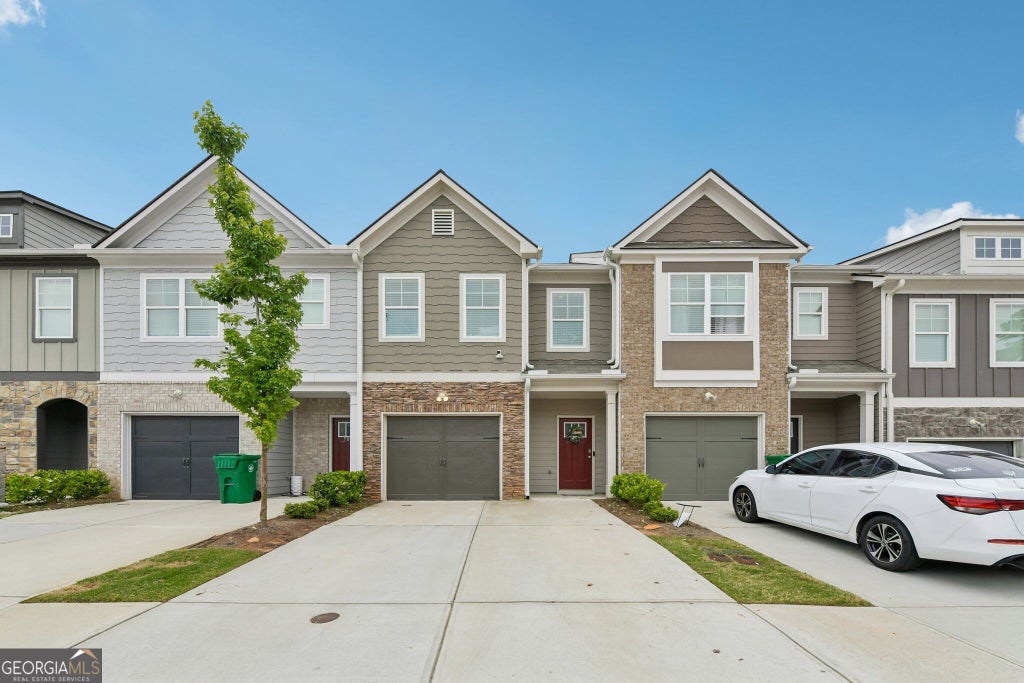 Photo of 5811 Calle Vista Drive, Lithonia, GA 30058 (MLS # 10839900)