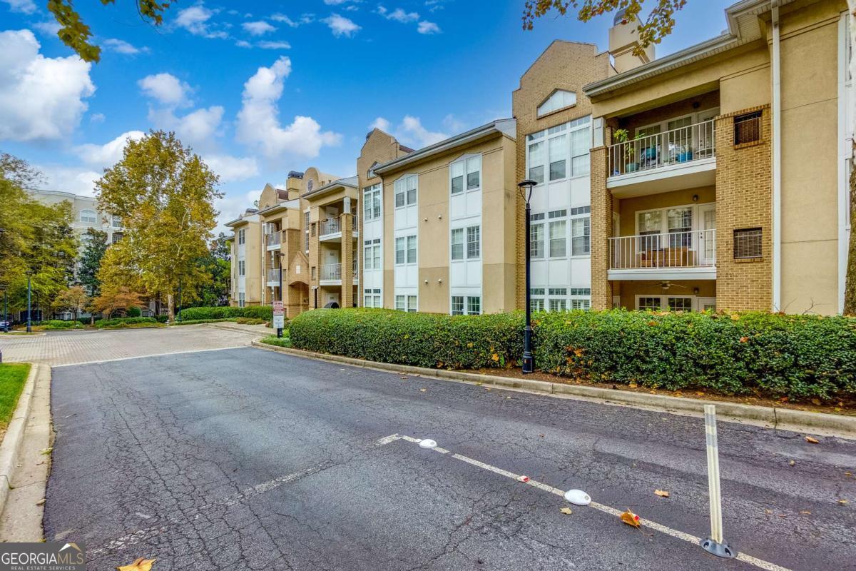 220 Renaissance PKWY NE 1111