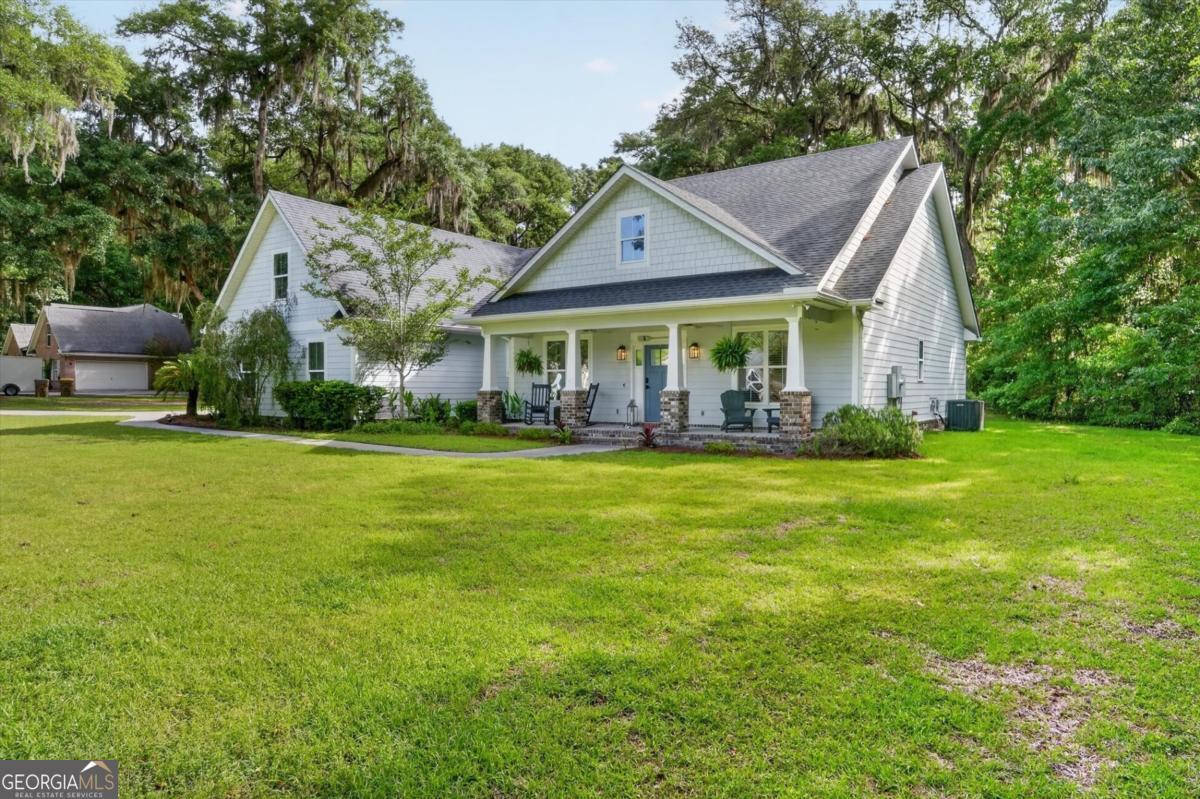 4777 Belfast River RD