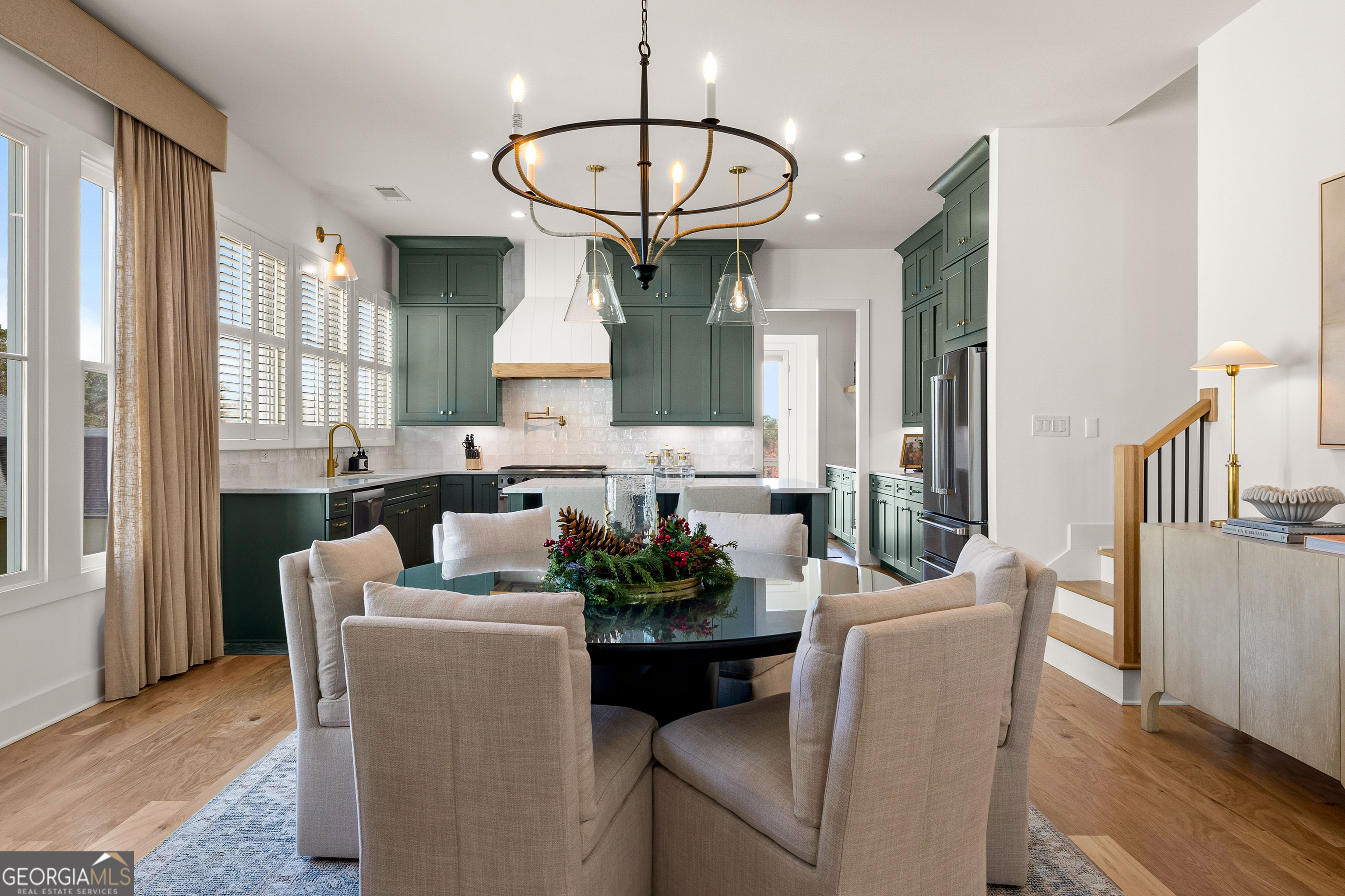 Peachtree City, Georgia 30269, United States, 4 Bedrooms Bedrooms, ,5 BathroomsBathrooms,Residential,Active,246170