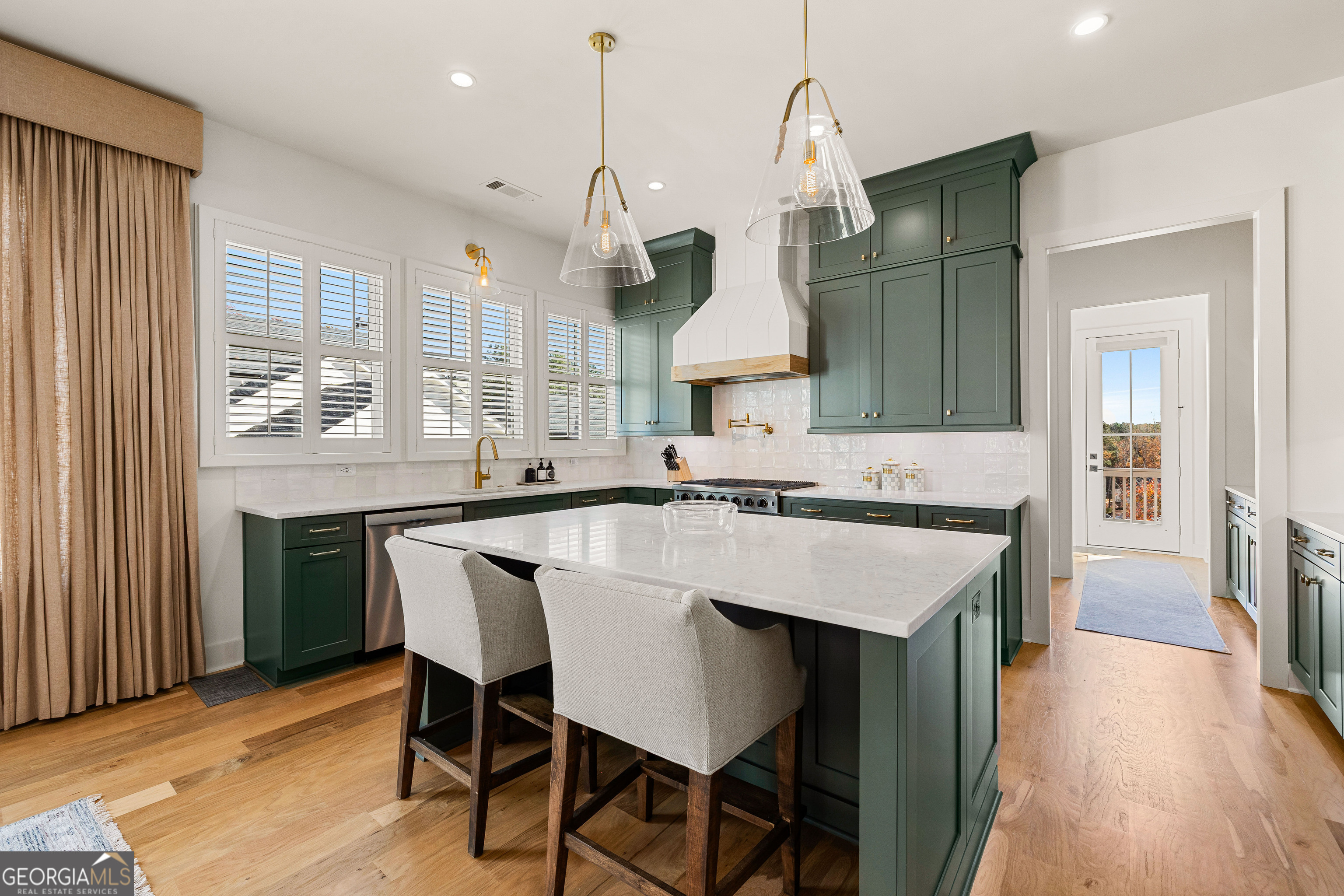 Peachtree City, Georgia 30269, United States, 4 Bedrooms Bedrooms, ,5 BathroomsBathrooms,Residential,Active,246170