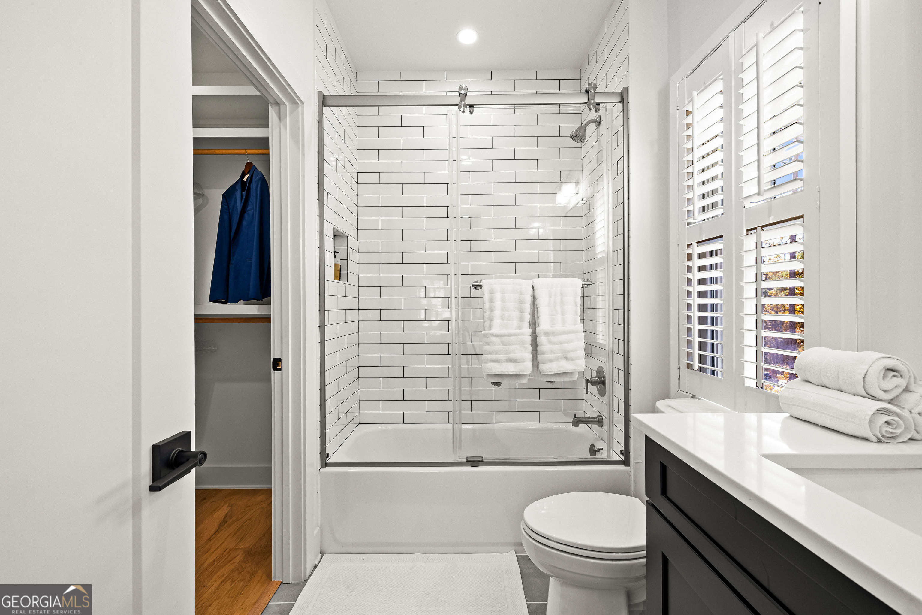 Peachtree City, Georgia 30269, United States, 4 Bedrooms Bedrooms, ,5 BathroomsBathrooms,Residential,Active,246170