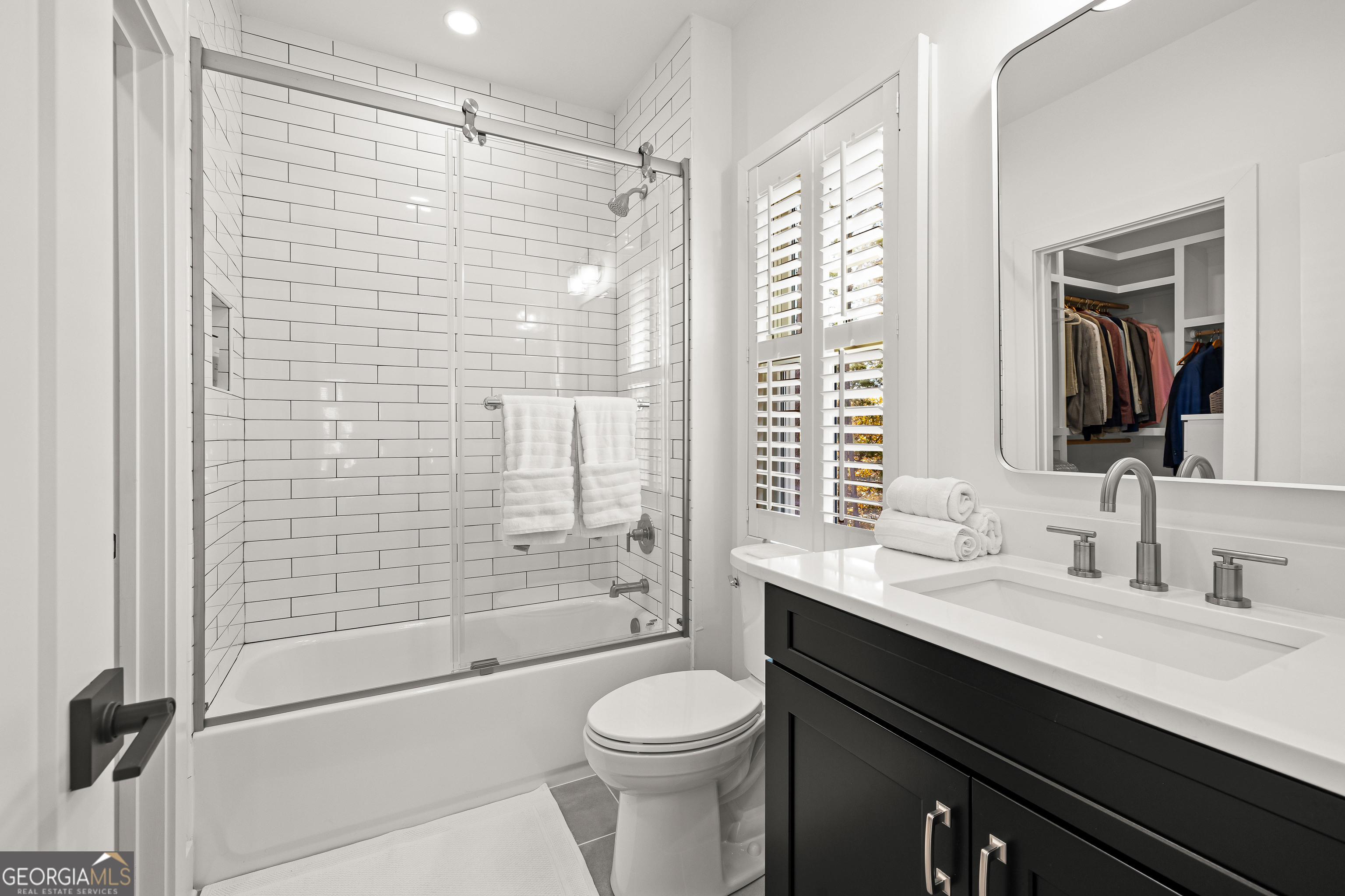 Peachtree City, Georgia 30269, United States, 4 Bedrooms Bedrooms, ,5 BathroomsBathrooms,Residential,Active,246170