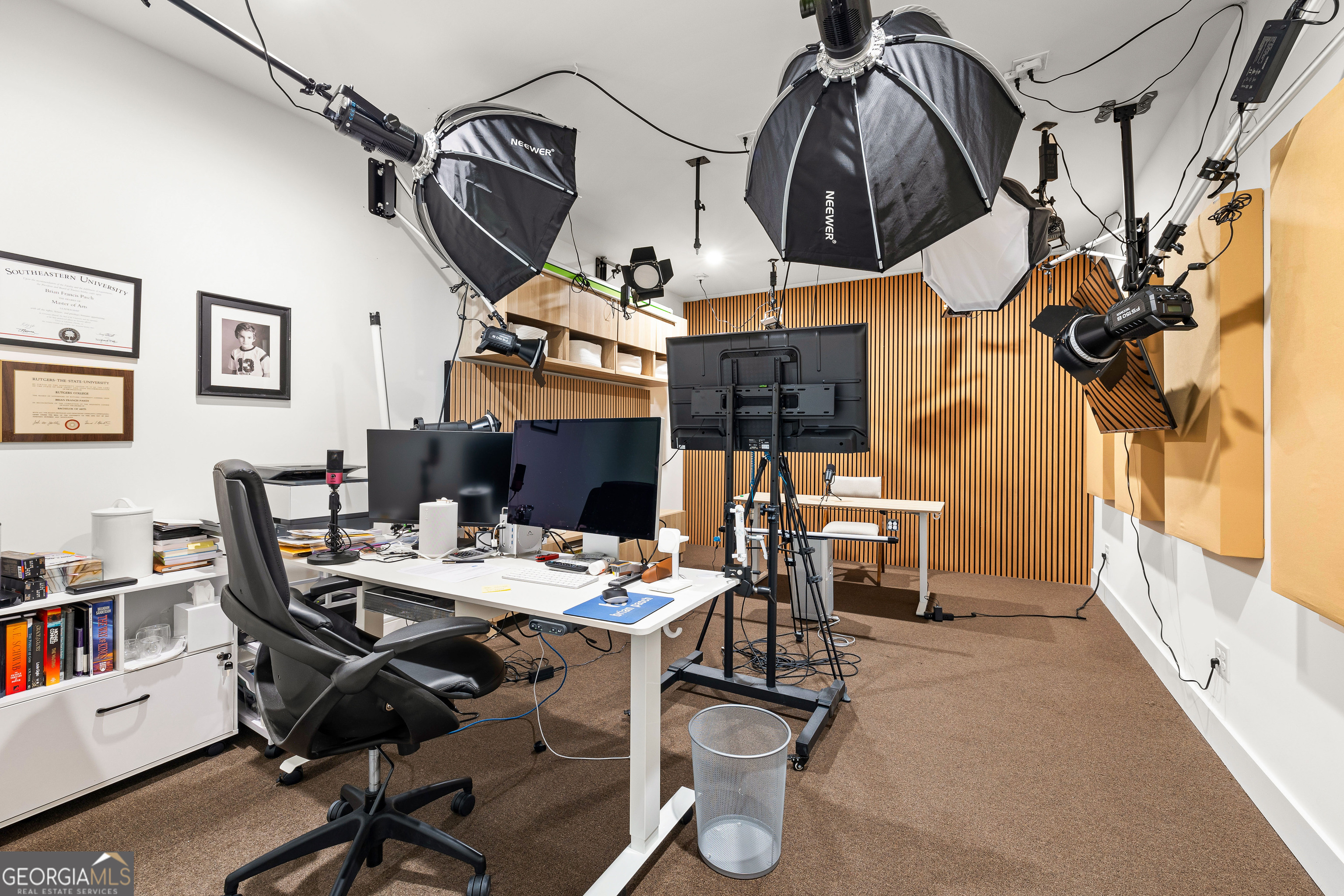 Peachtree City, Georgia 30269, United States, 4 Bedrooms Bedrooms, ,5 BathroomsBathrooms,Residential,Active,246170