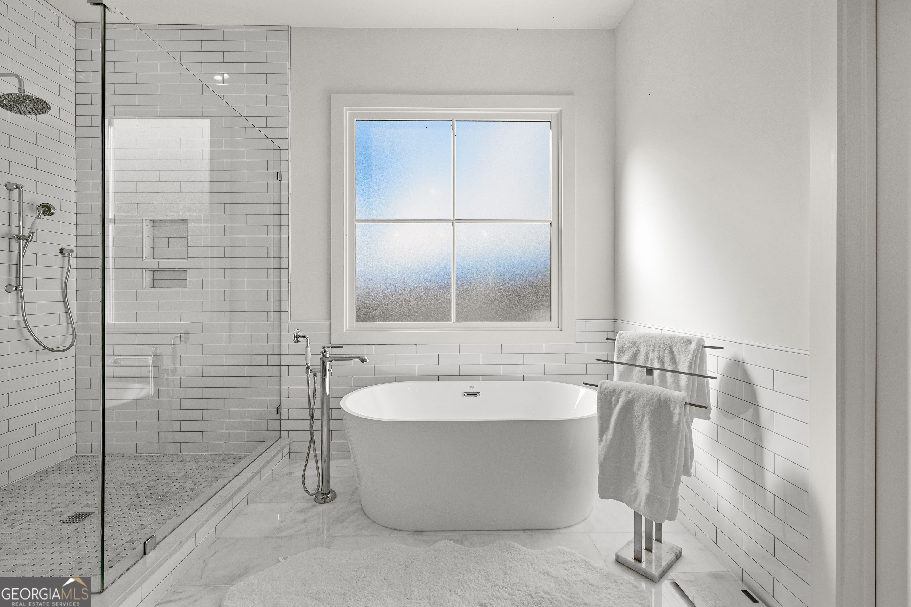 Peachtree City, Georgia 30269, United States, 4 Bedrooms Bedrooms, ,5 BathroomsBathrooms,Residential,Active,246170