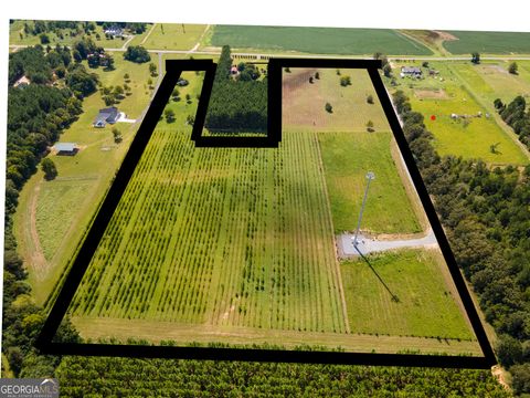 759 Pitts RD Hawkinsville GA 31036