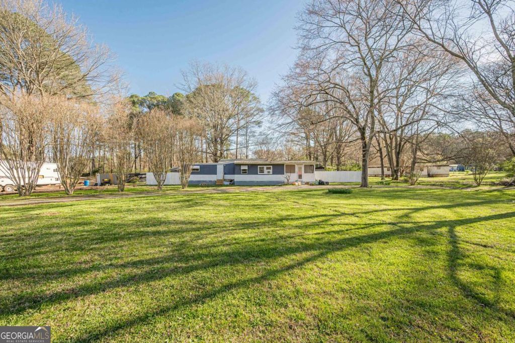 Photo of 25 Sherwood Lane NW, Cartersville, GA 30120 (MLS # 10716189)