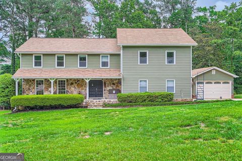 4826 Dean LN SW Lilburn GA 30047