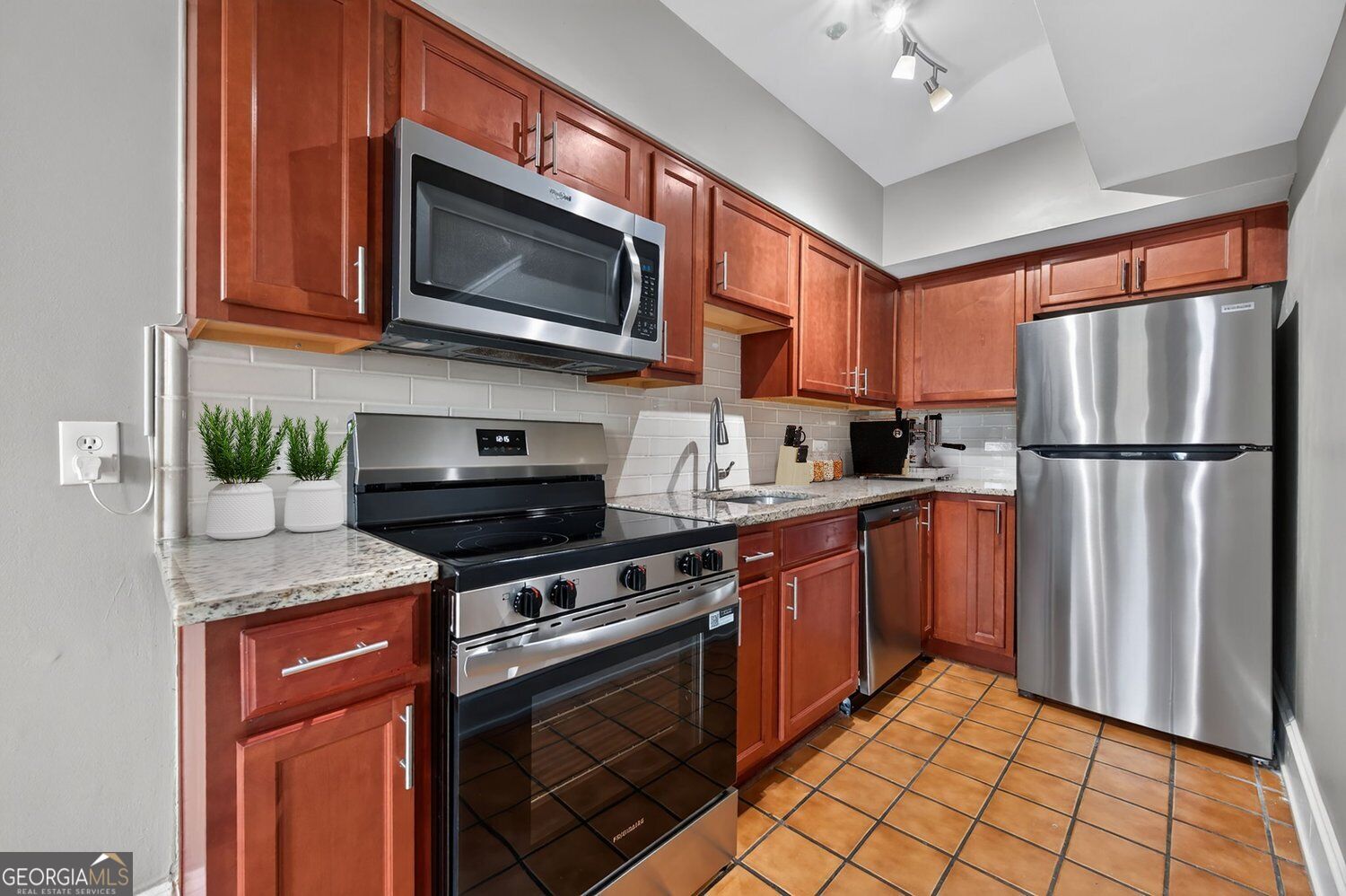 2855 Peachtree RD NE 317