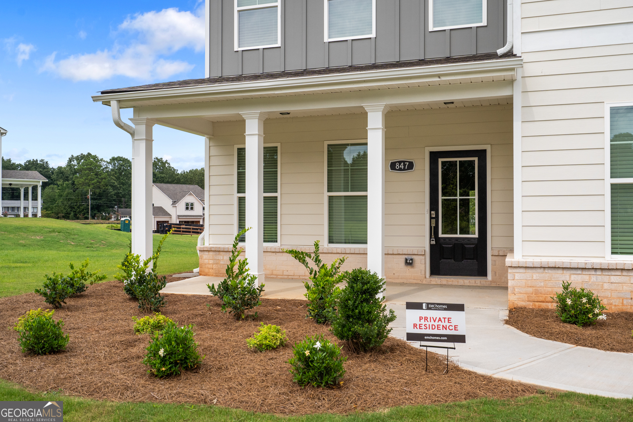 8610 Standing Stone