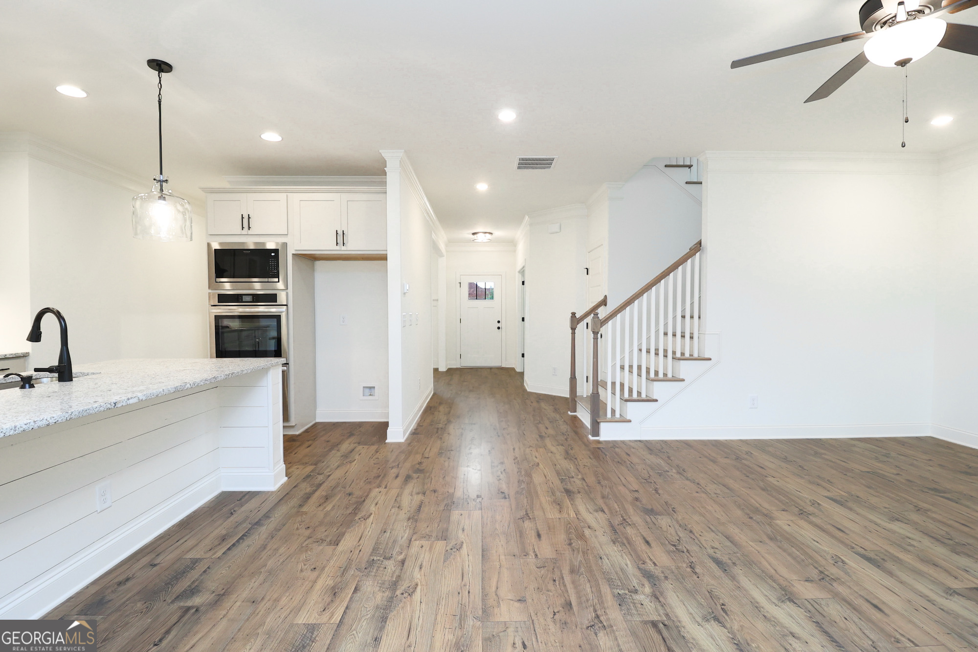 459 Banff DR