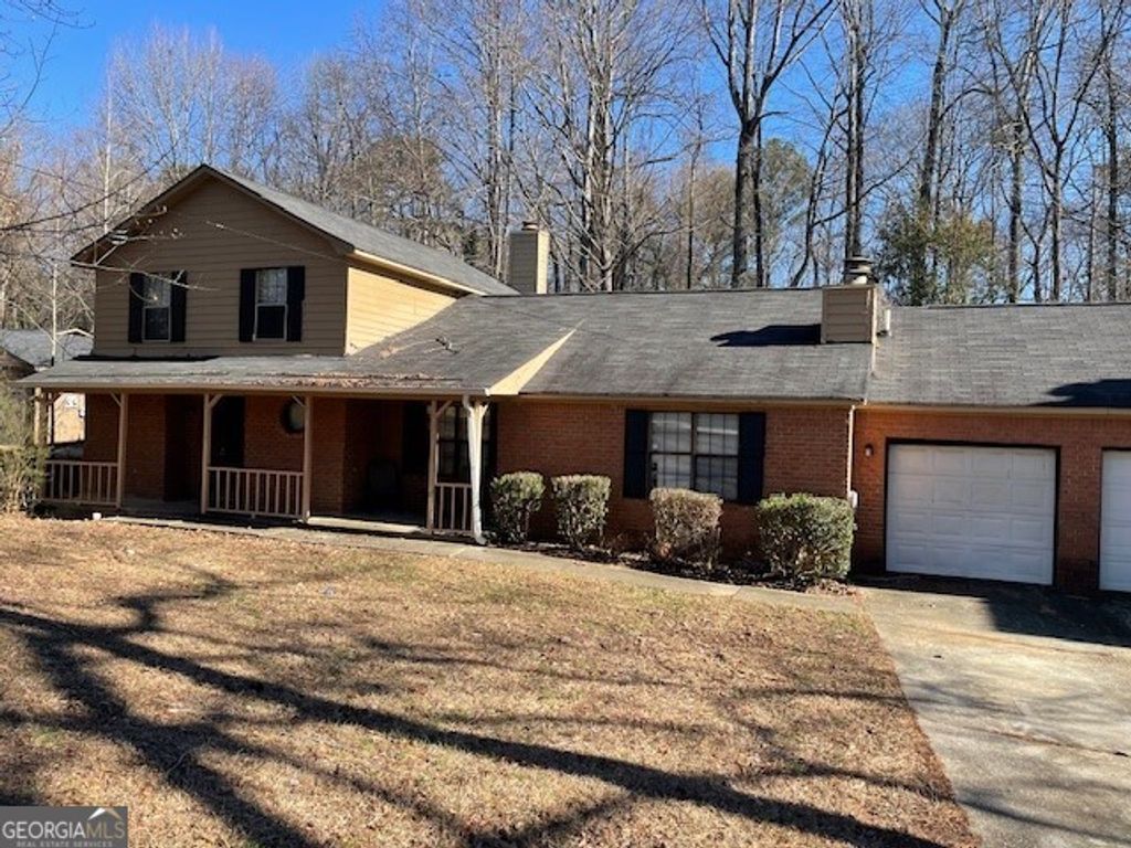 Photo of 333 River Brook Trail, Riverdale, GA 30274 (MLS # 10706360)