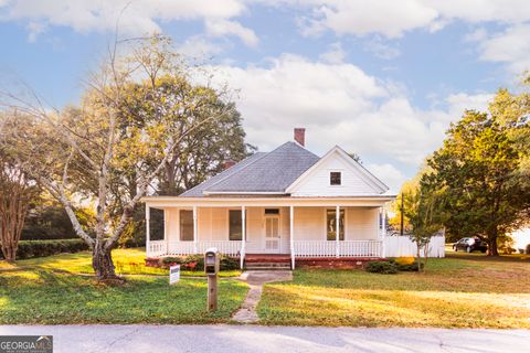 Photo of 135 N Dogwood Avenue, Social Circle, GA 30025 (MLS # 10618481)