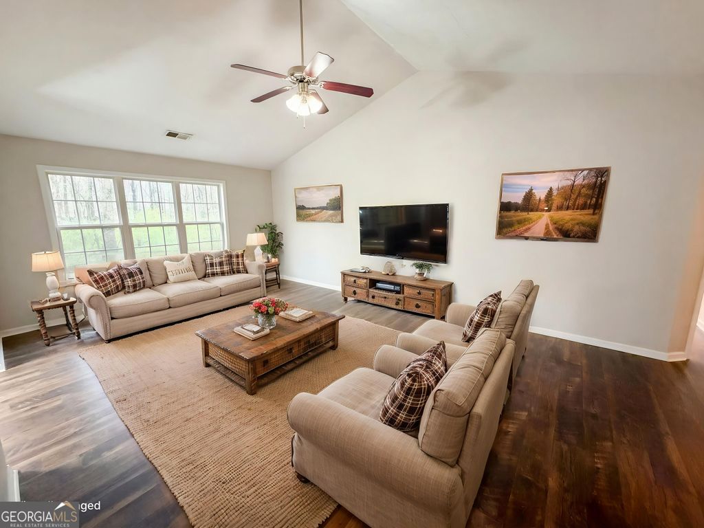 Photo of 42 Edgefield Drive, Commerce, GA 30529 (MLS # 10714702)