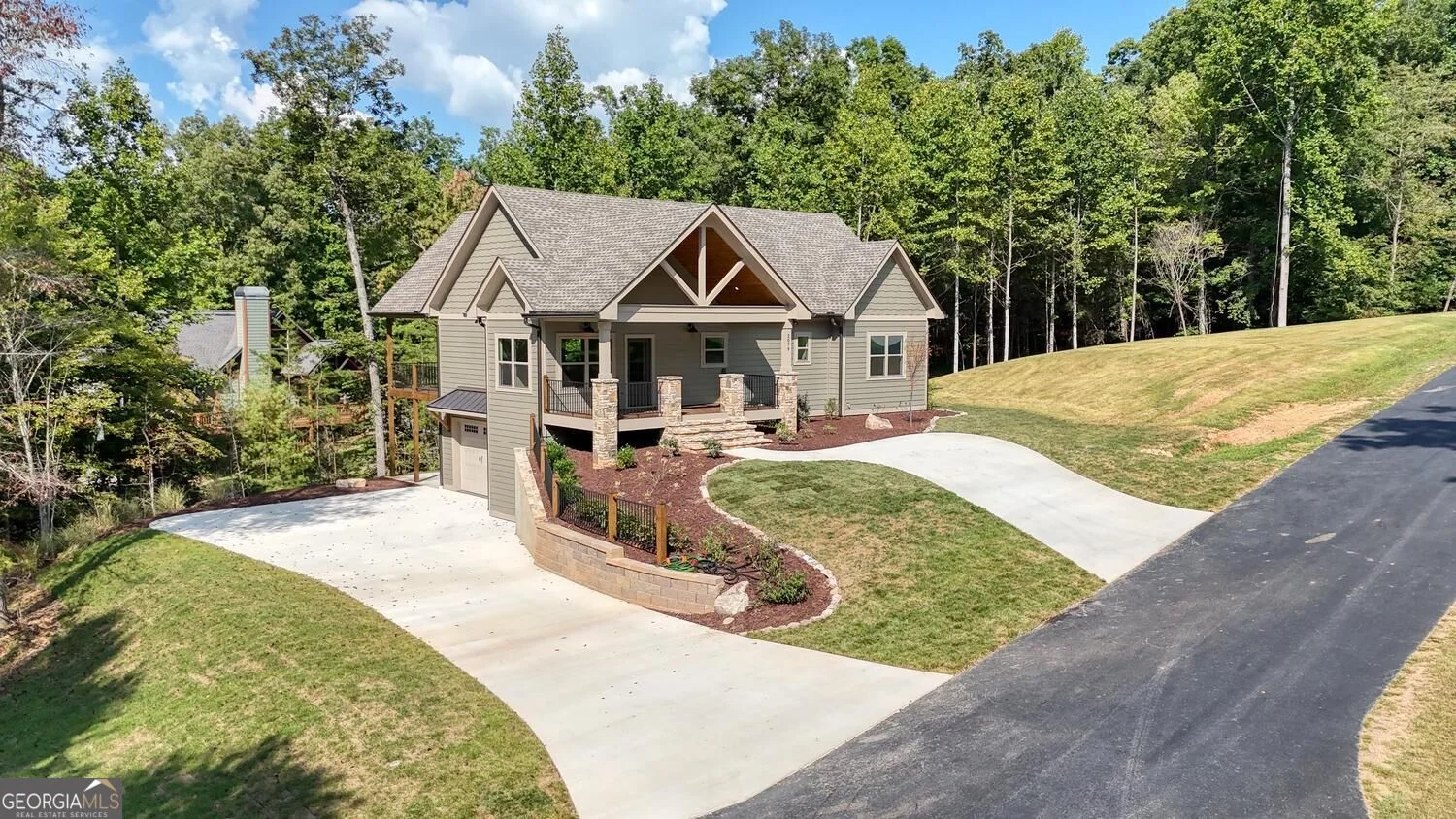 2079 Almont Rd., Young Harris, GA, 30582