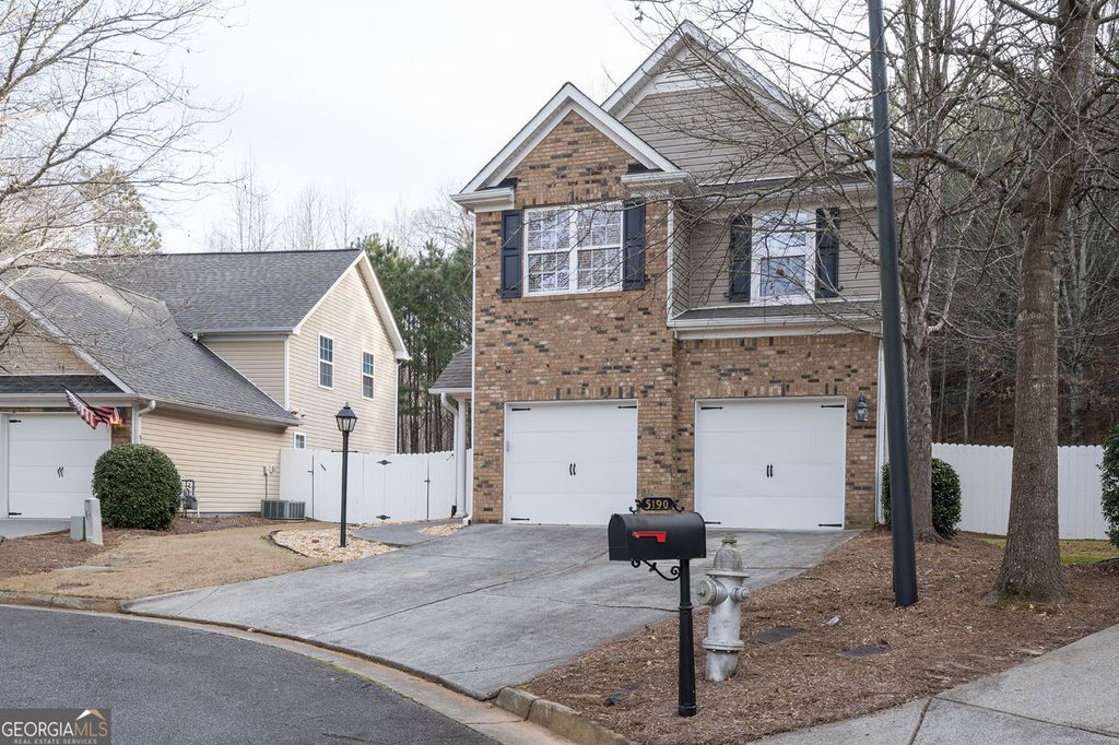 Photo of 5192 Centennial Creek View NW, Acworth, GA 30102 (MLS # 10683529)
