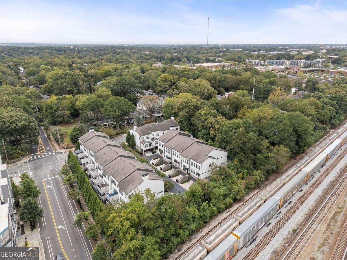 1388 LA FRANCE ST NE 9