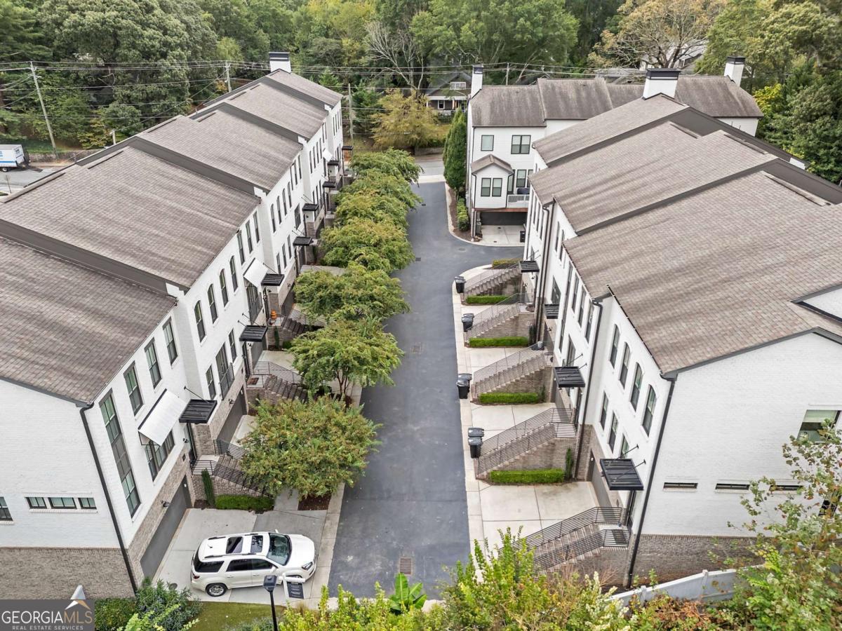 1388 LA FRANCE ST NE 9