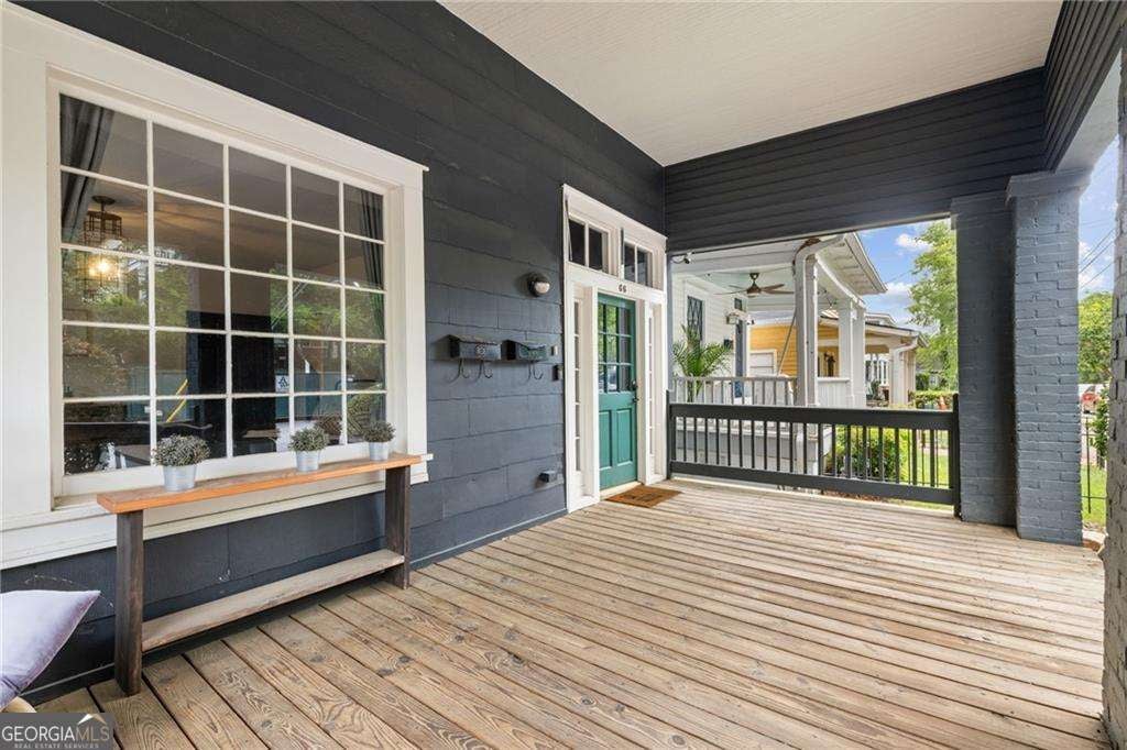 66 Howell ST NE