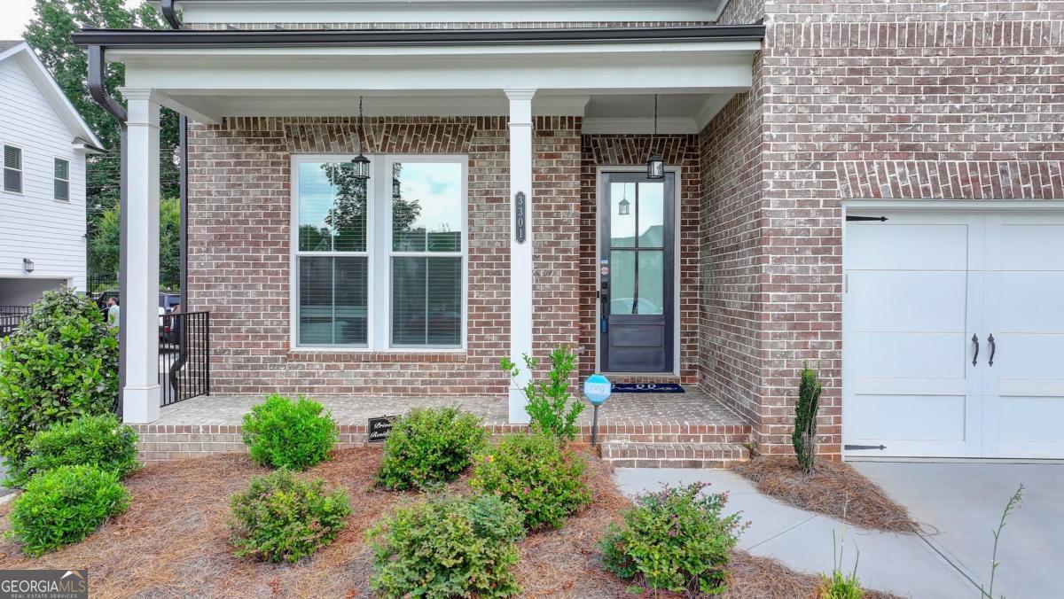 3301 Bennett Creek LN