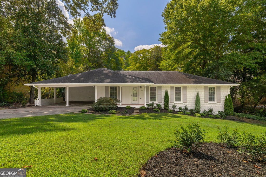 Photo of 535 Franklin Road NE, Sandy Springs, GA 30342 (MLS # 10848891)