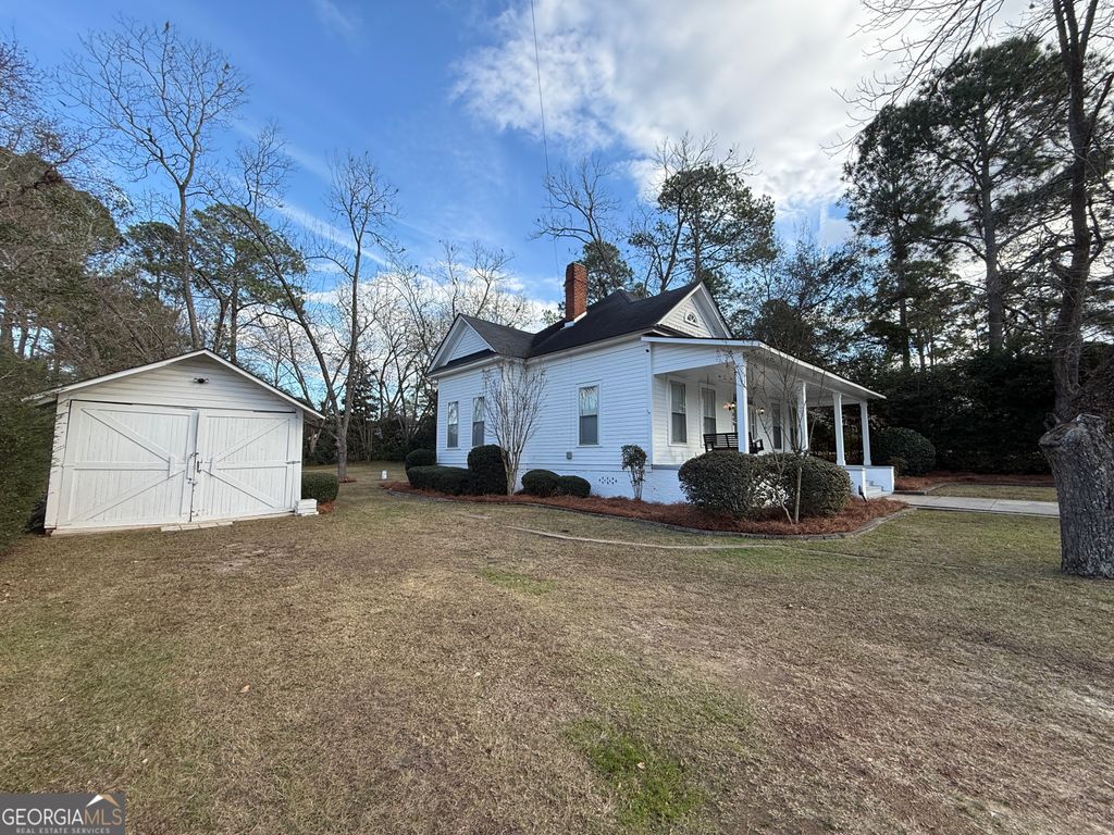Photo of 646 McLendon St, Ashburn, GA 31714 (MLS # 10669976)