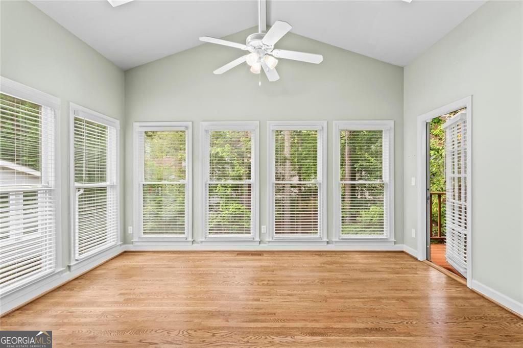 WINDWARD - Residential