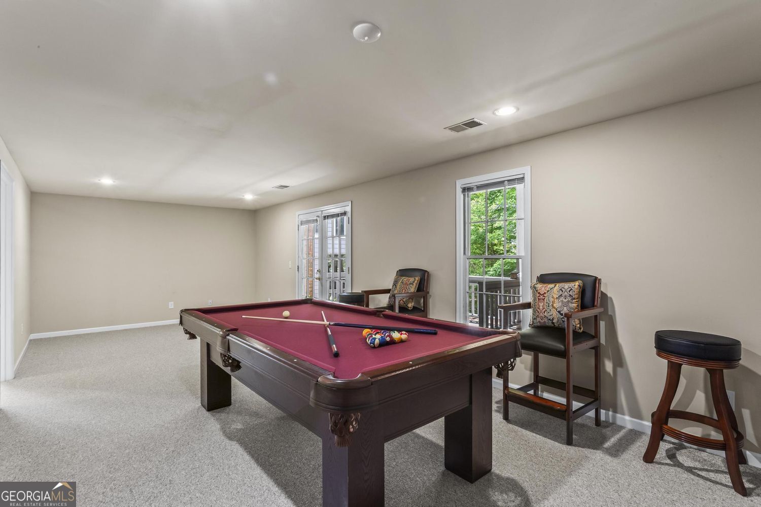 WINDWARD - Residential