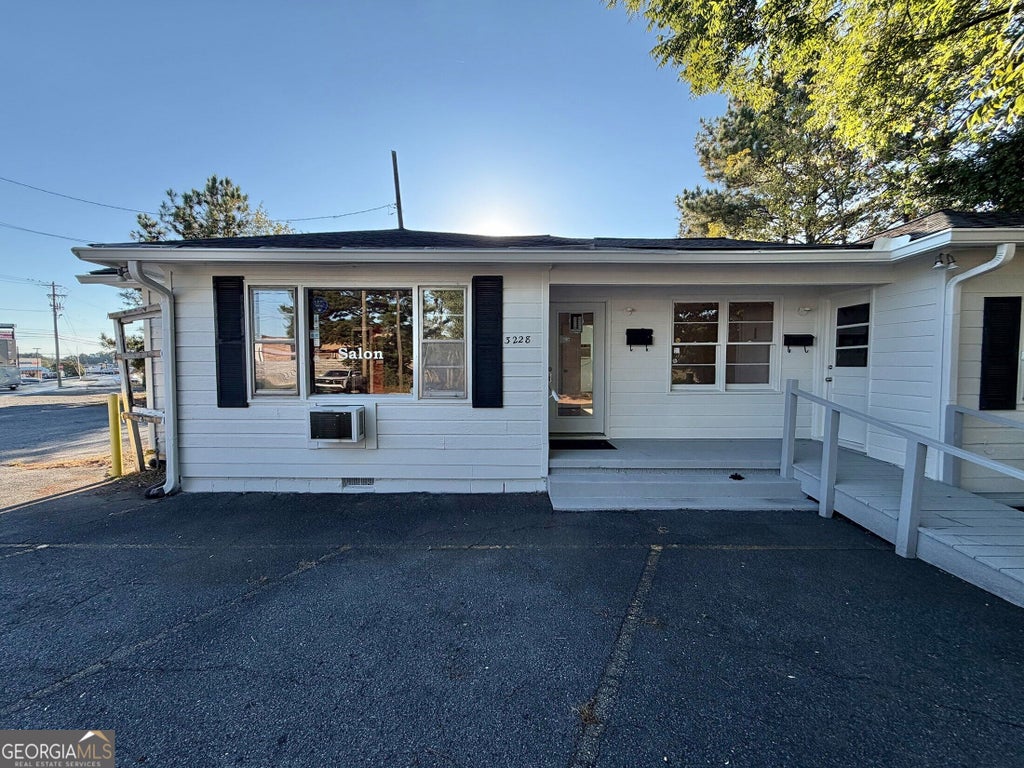 Photo of 3228 Lusk Drive, Smyrna, GA 30080 (MLS # 10870424)