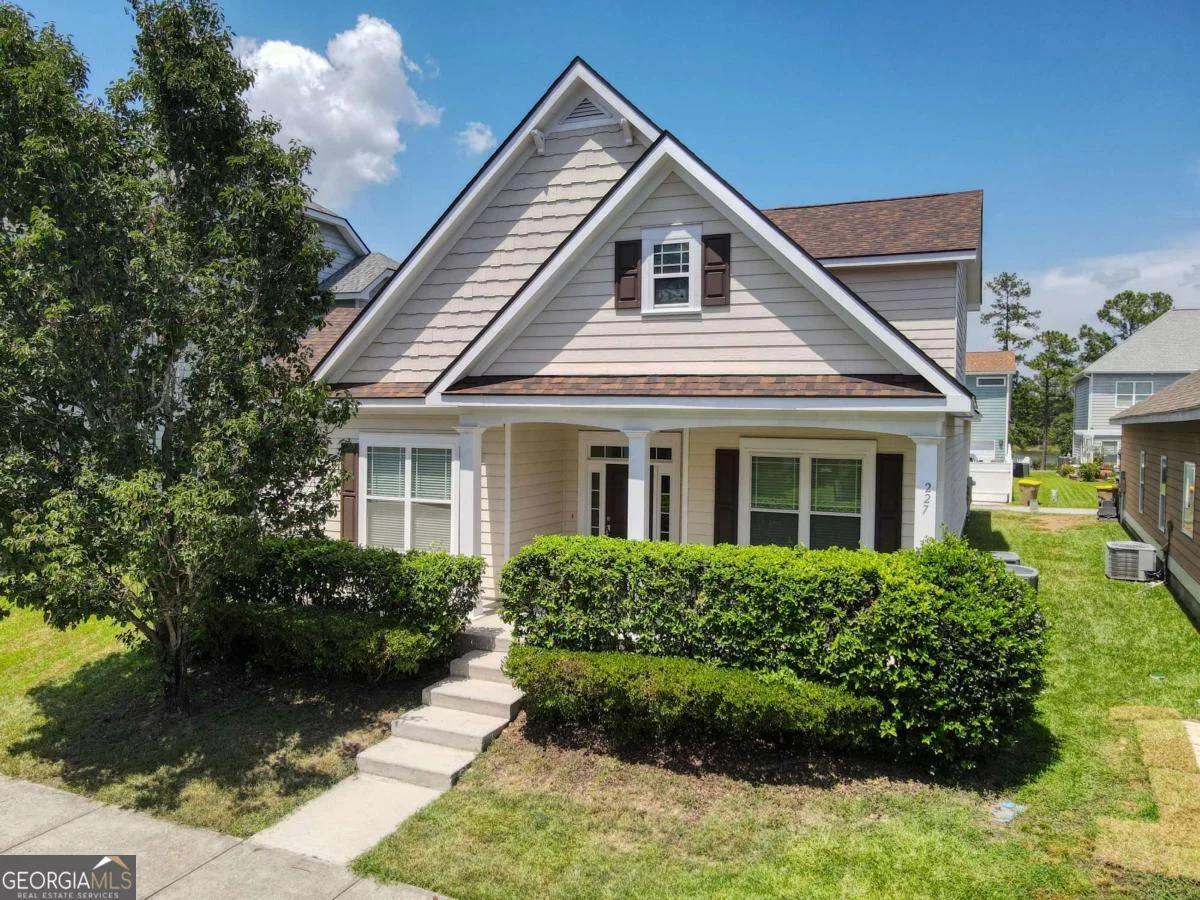 227 Clearwater Circle
