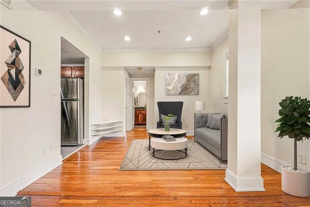 Photo of 2855 Peachtree Road NE #201, Atlanta, GA 30305 (MLS # 10756869)