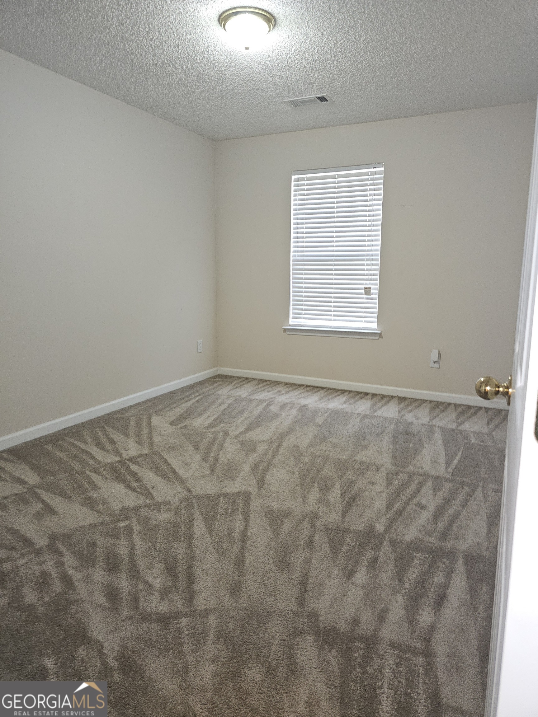 SOUTHLAKE TOWNHOMES - Residential