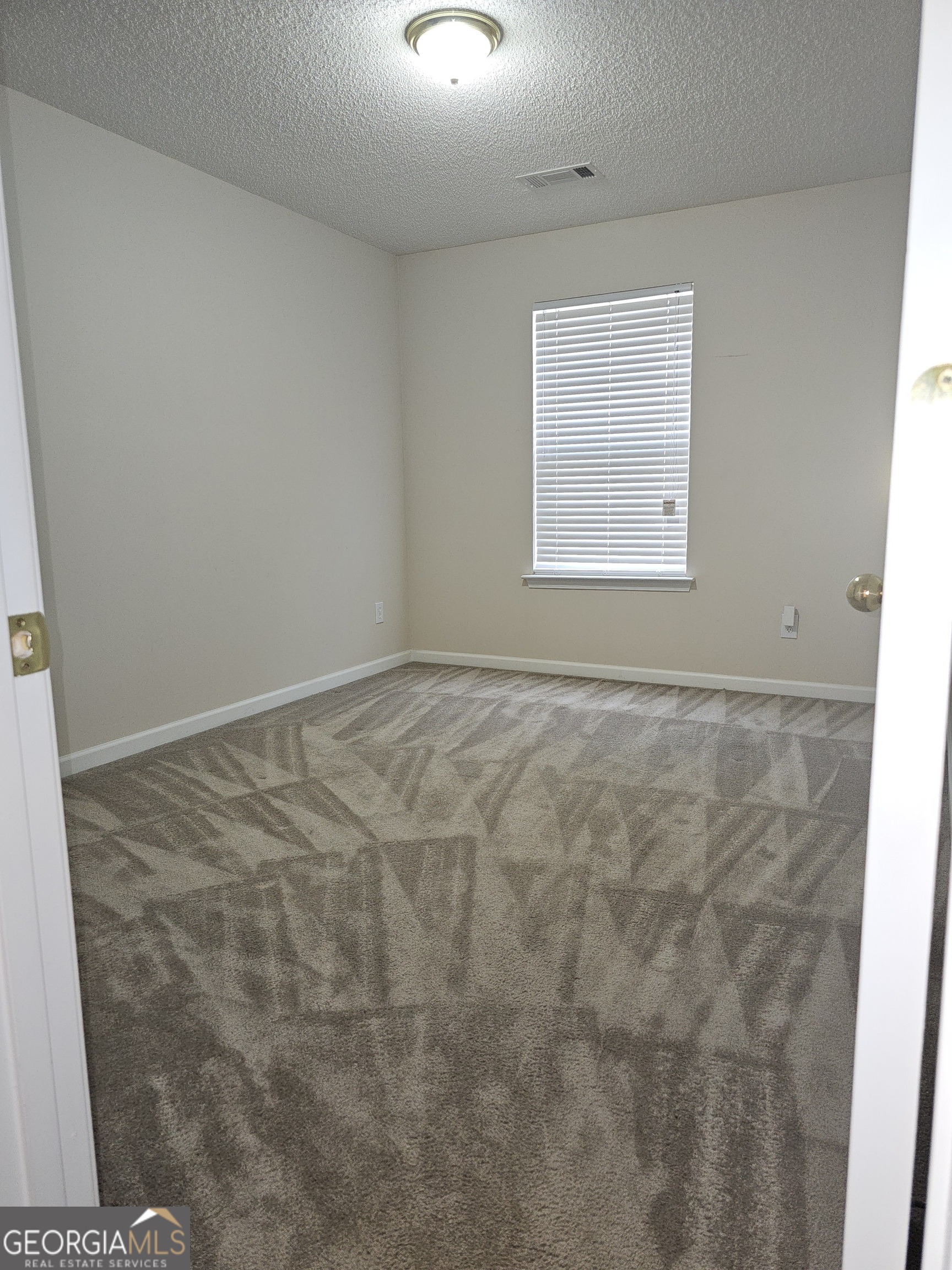 SOUTHLAKE TOWNHOMES - Residential