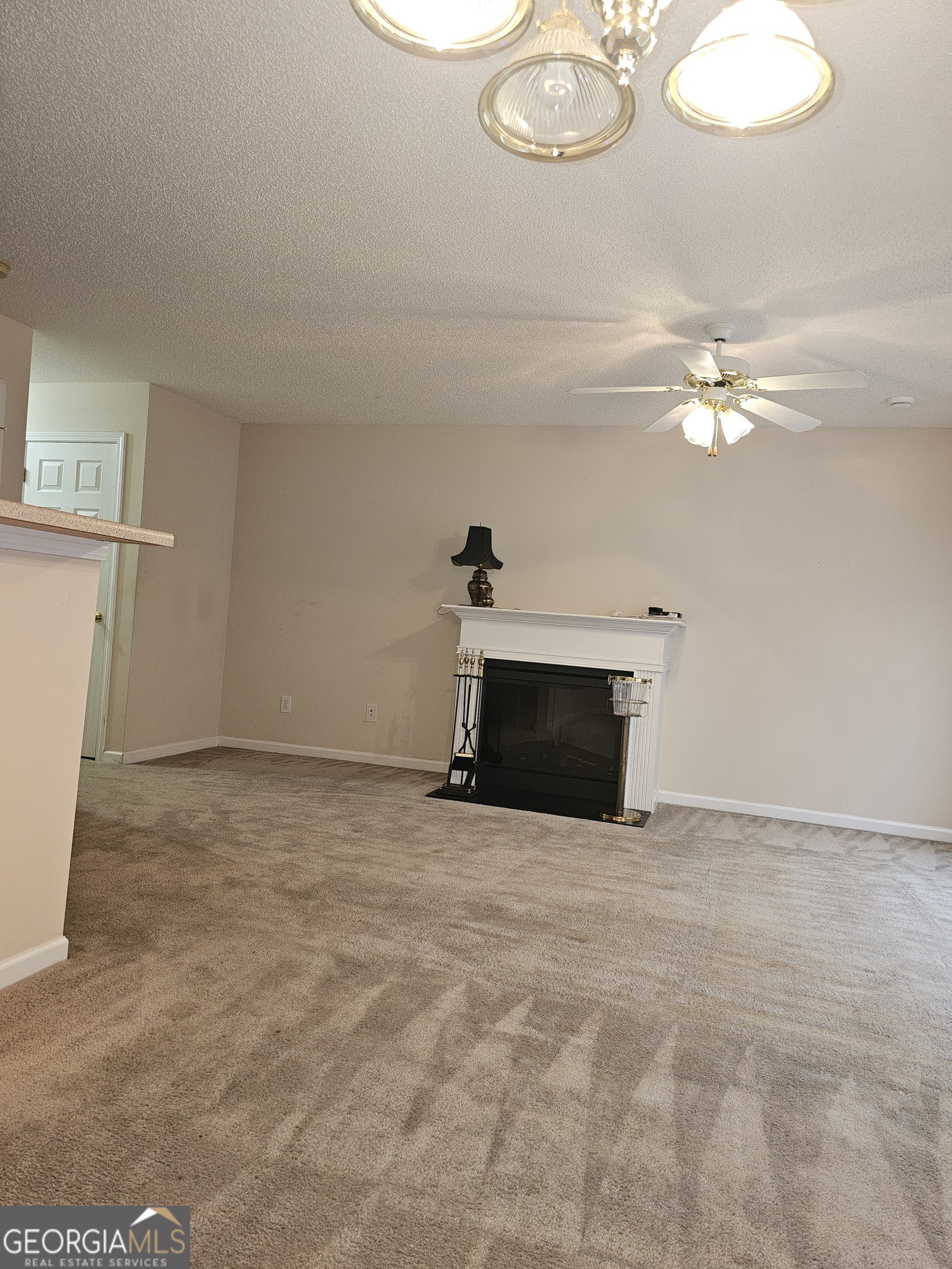 SOUTHLAKE TOWNHOMES - Residential