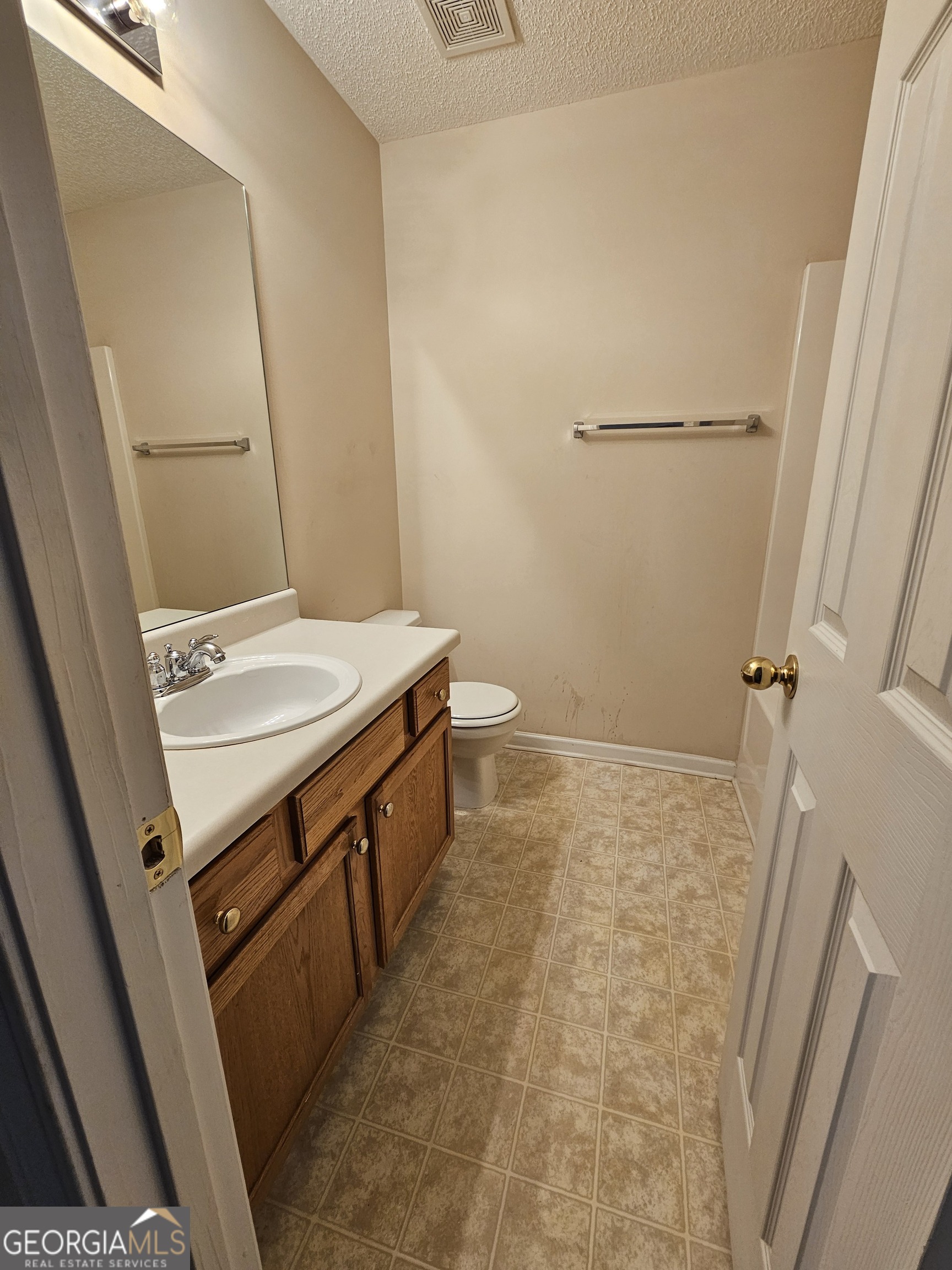 SOUTHLAKE TOWNHOMES - Residential