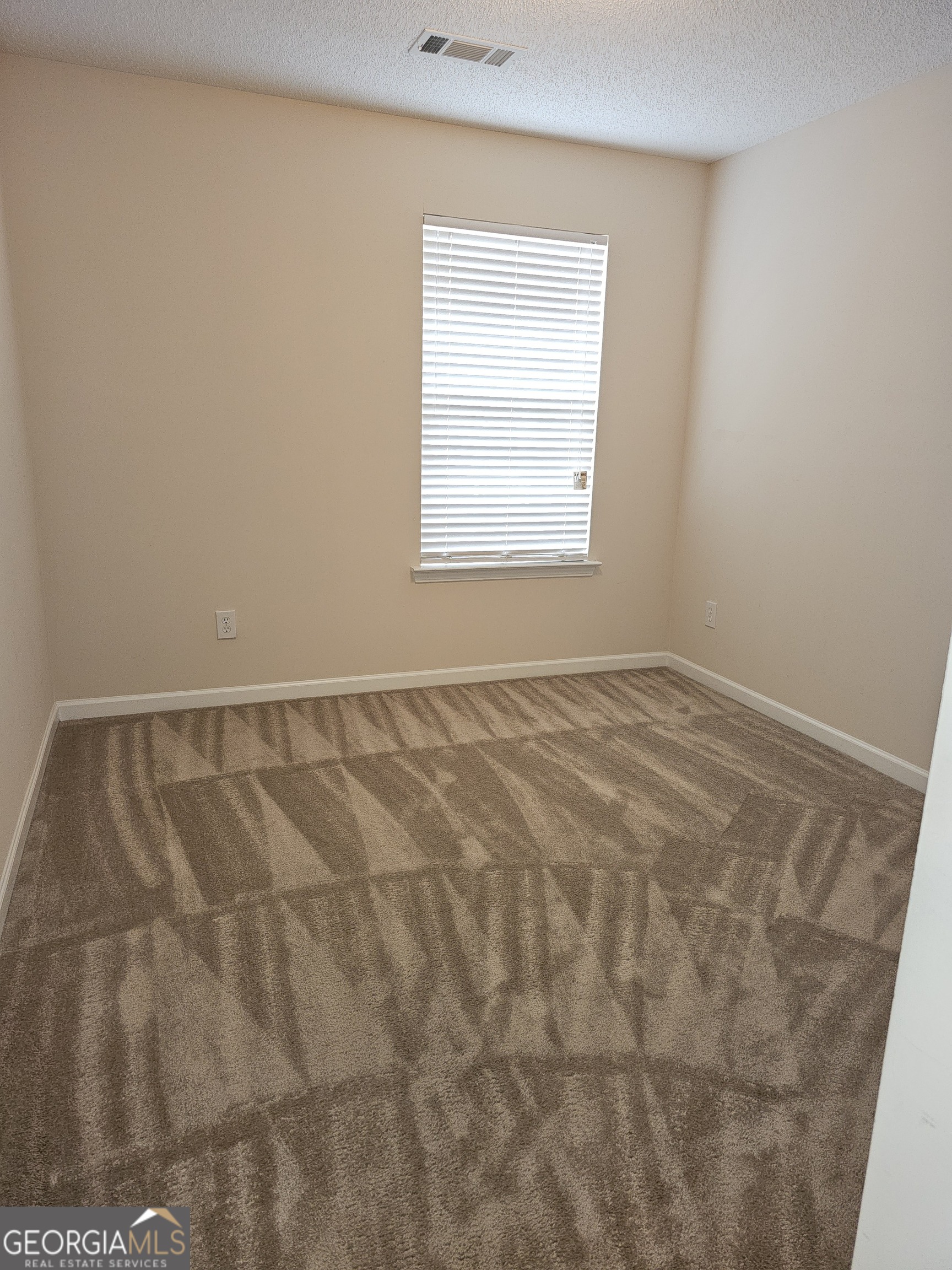 SOUTHLAKE TOWNHOMES - Residential