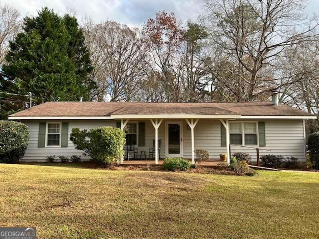 Photo of 1366 Zebulon Road, Griffin, GA 30224 (MLS # 10655338)