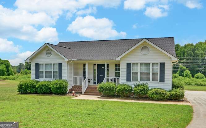 363 Memorial RD