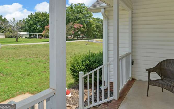 363 Memorial RD