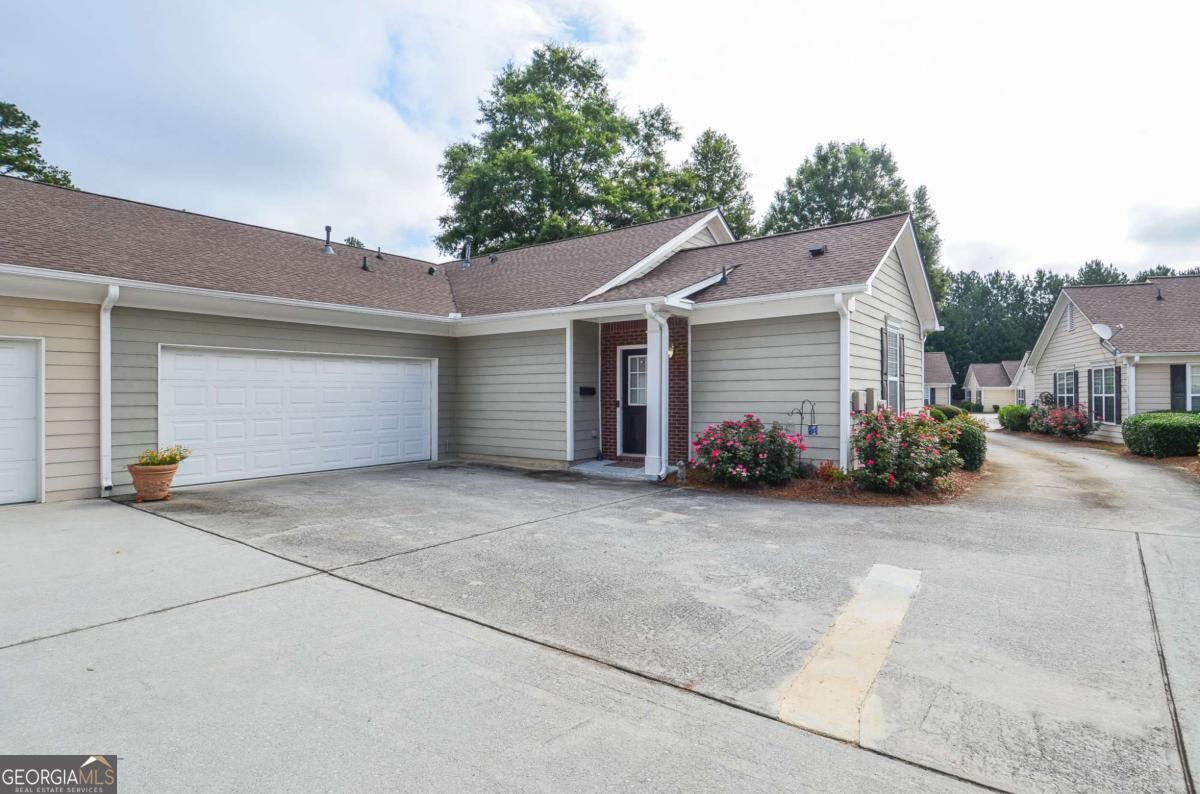 167 Camry LN