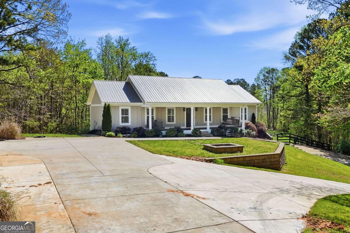 3060 Cherry Grove RD
